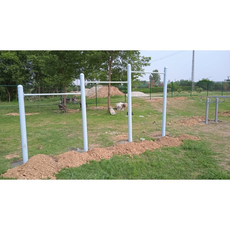 Hanging Bar (Avaialble on...
