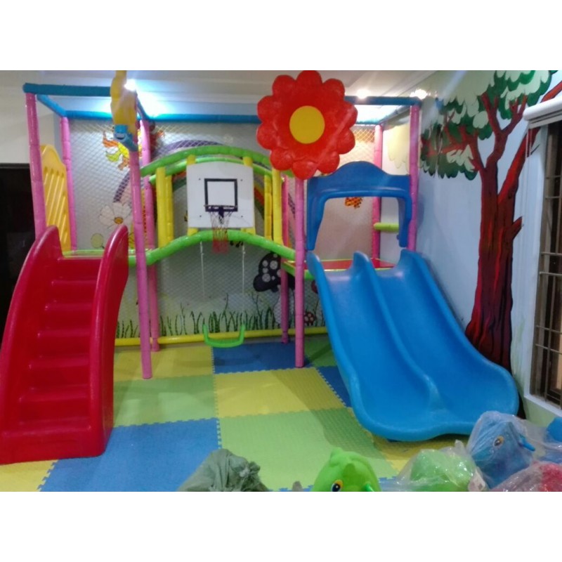 Indoor Play Booster ...